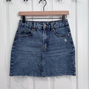 2/$25 Medium Wash Raw Hem Denim Mini Skirt | Wild Fable 4